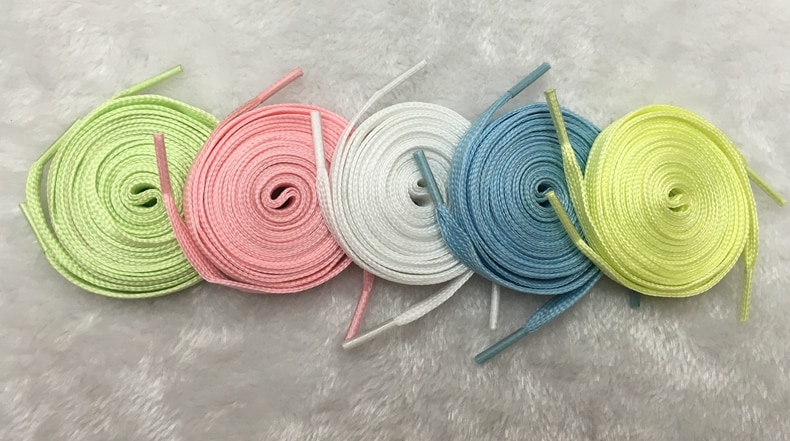 Luminous Flat Shoelaces