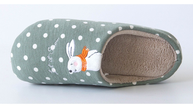 Winter Bear Patterned Warm Slippers for Women