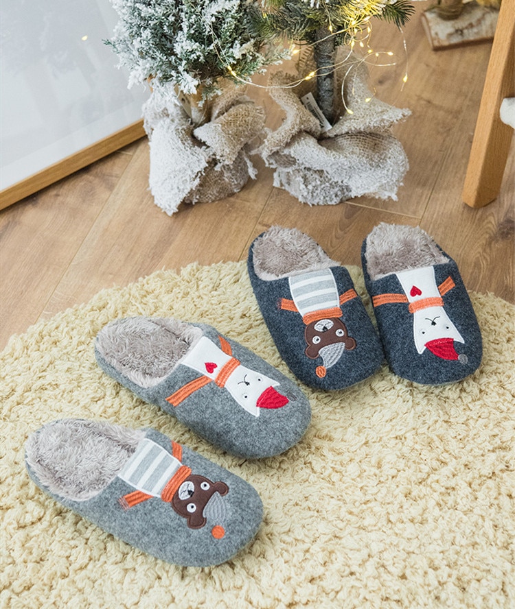 Winter Bear Patterned Warm Slippers for Women