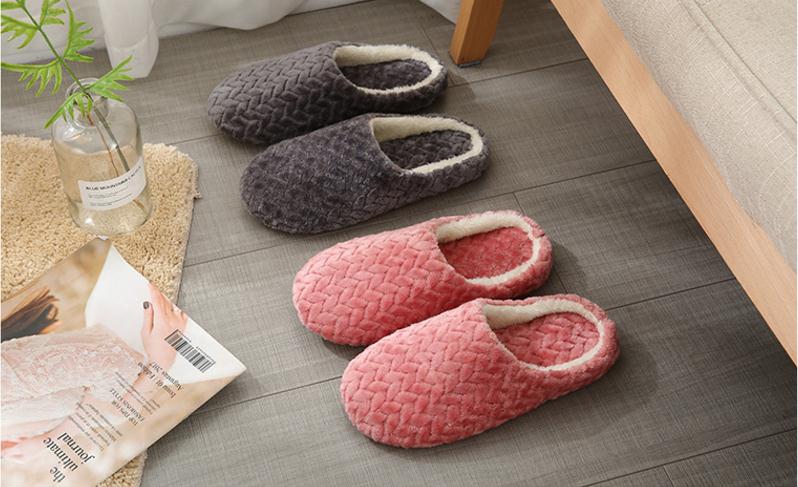 Women's Fashion Indoor Plush Slippers