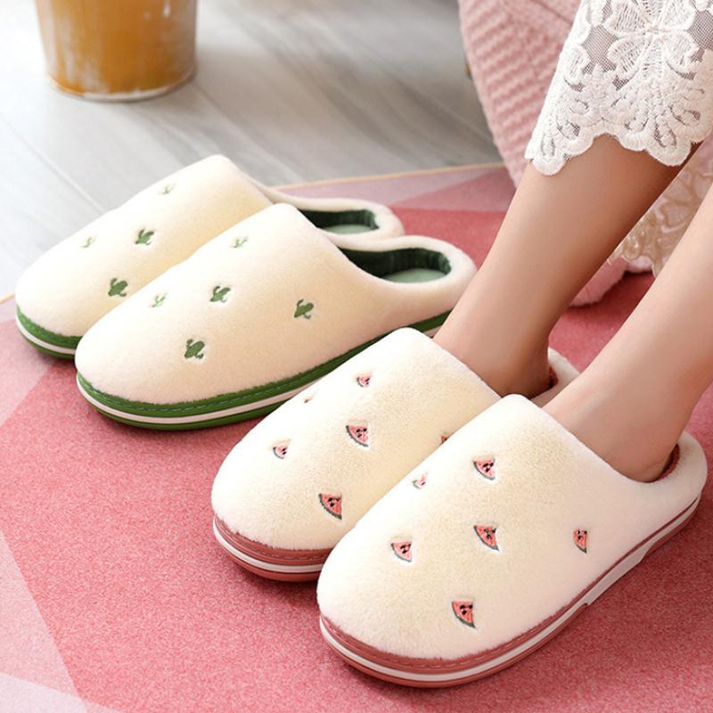 Anti-Slip Berry Patterned Warm Plush Slippers Slippers Women Shoes Anti-Slip Berry Patterned Warm Plush Slippers Slippers Women Shoes