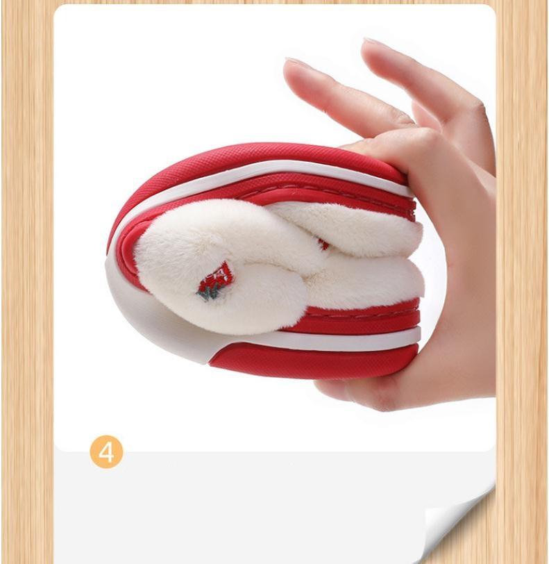 Anti-Slip Berry Patterned Warm Plush Slippers Anti-Slip Berry Patterned Warm Plush Slippers
