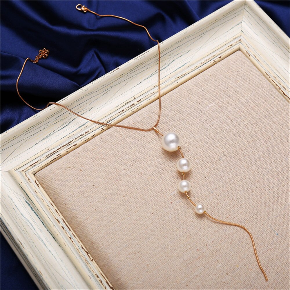 Charming Pearl Necklace for Women