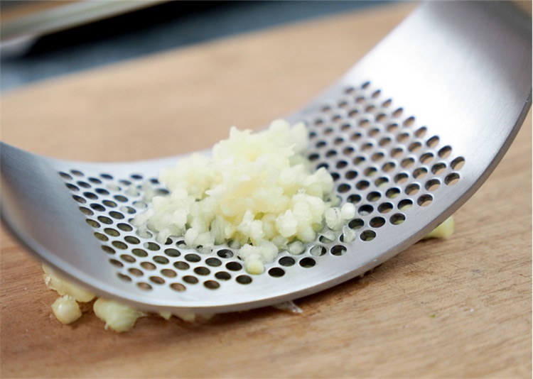 Ergonomic Design Garlic Press