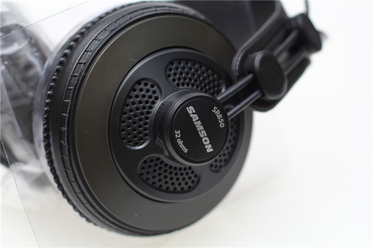 Stereo Black Headphones