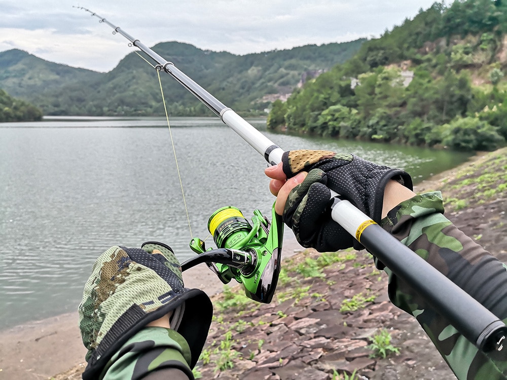 Long Telescopic Spinning Fishing Rod