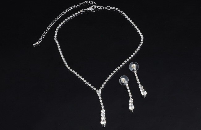 Women's Crystal Drops Necklace and Earrings Set