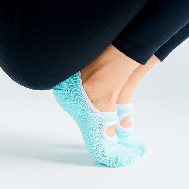 Women's Comtrast Trim Yoga and Dance Socks