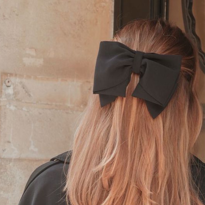 Women's Large Velvet Bow Hair Clip