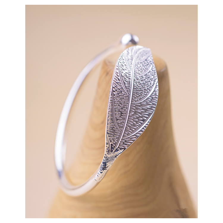 Leaf Shaped 925 Sterling Silver Bracelet