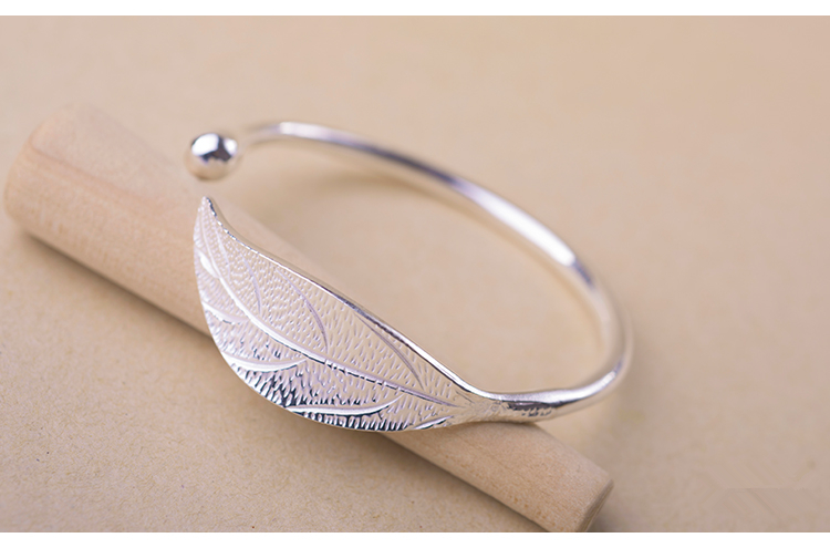 Leaf Shaped 925 Sterling Silver Bracelet - Aalamey