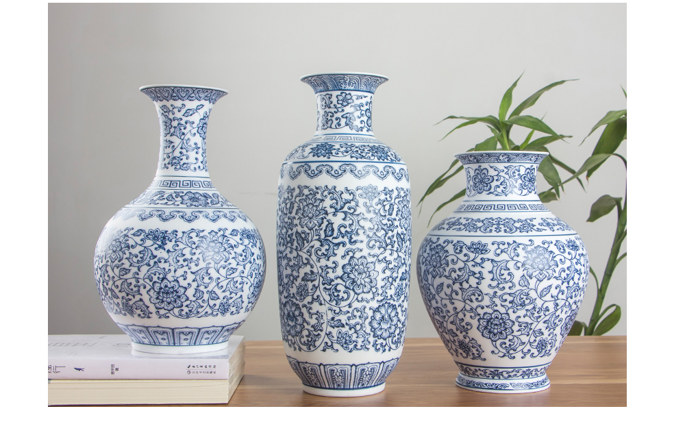 Floral Patterned Blue and White Vase