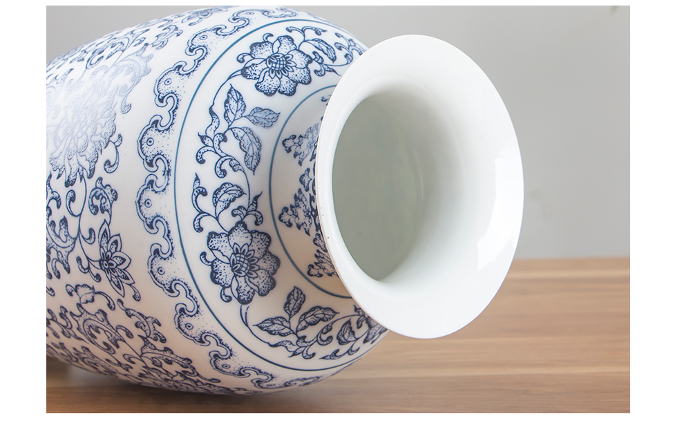 Floral Patterned Blue and White Vase