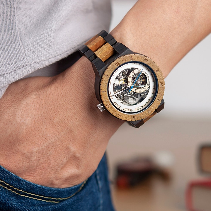 Men Luxury personalize  Wooden Wristwatch