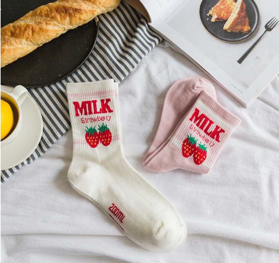 Women's Milk Strawberry Print Socks