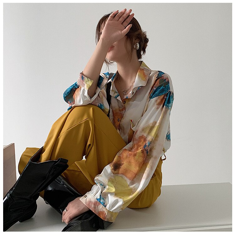 Oversized Printed Retro Blouse