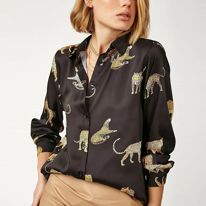 Women's Long Sleeved Blouse